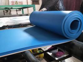蓝色橡塑保温板 