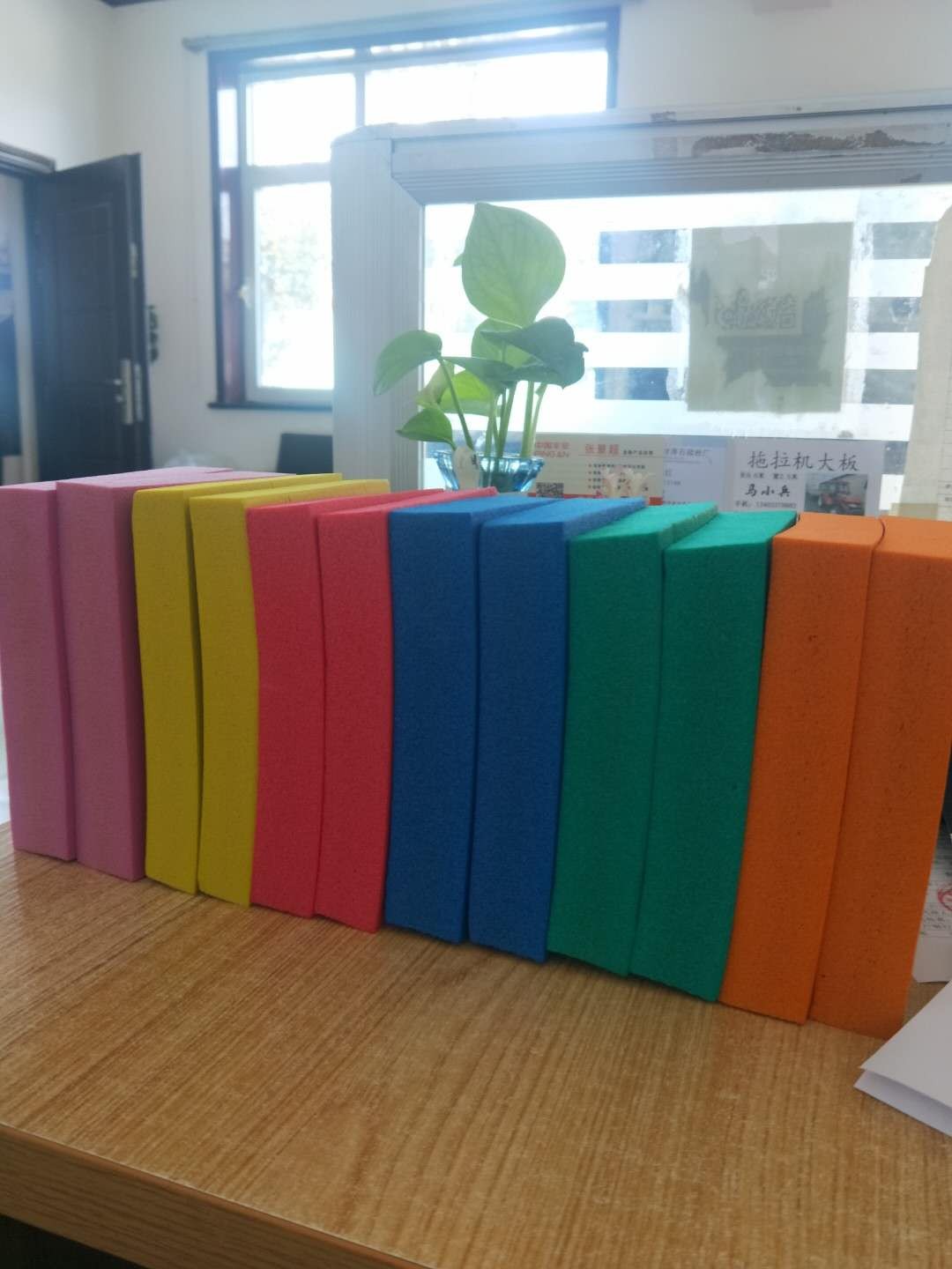 彩色橡塑板